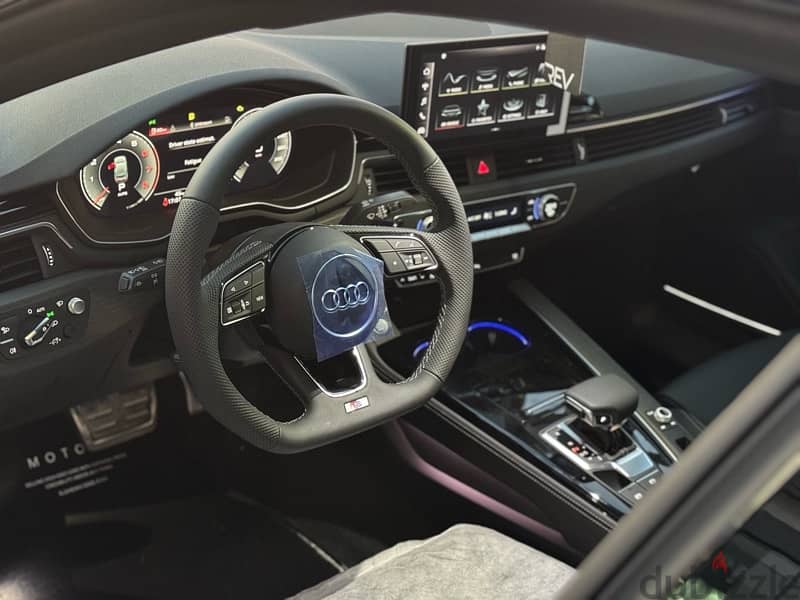 Audi A5 sline black optic package بضمان الوكيل 10