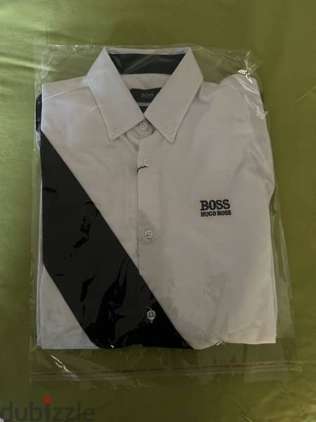 Hugo Boss White Shirt Size (M) 1