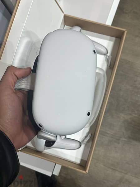 Oculus quest very good condition 6