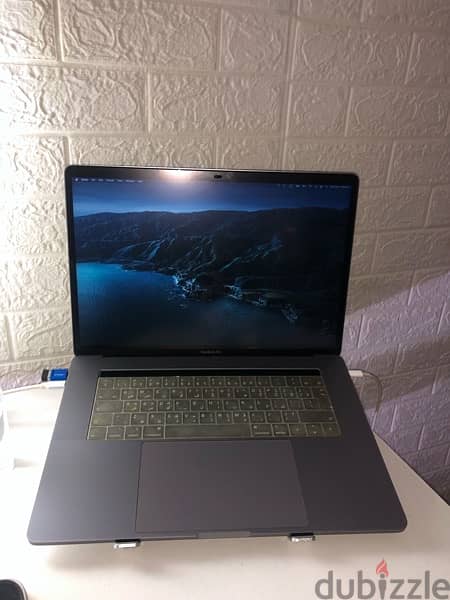 MacBook Pro 2018 , 15 inch like brand new 1