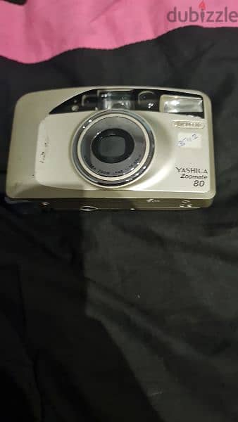 Yashica 80 zoommate camera كاميرا 4