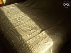 مفرش سرير عروسة صناعة يدويه