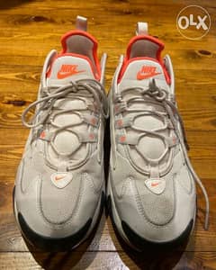 Used Nike Shoes Size 41 0