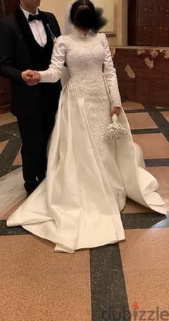 فستان زفاف ستان  مميز