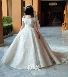 Wedding dress 0