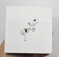 Apple AirPods Pro (2nd generation)
with MagSafe Charging Case (USB-
C)