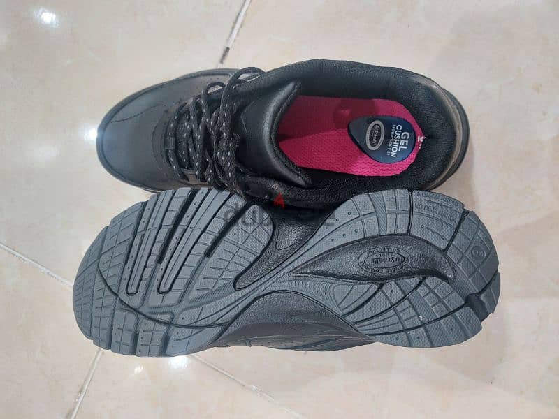 dr scholl shoes black size available 40.5 & 43 2