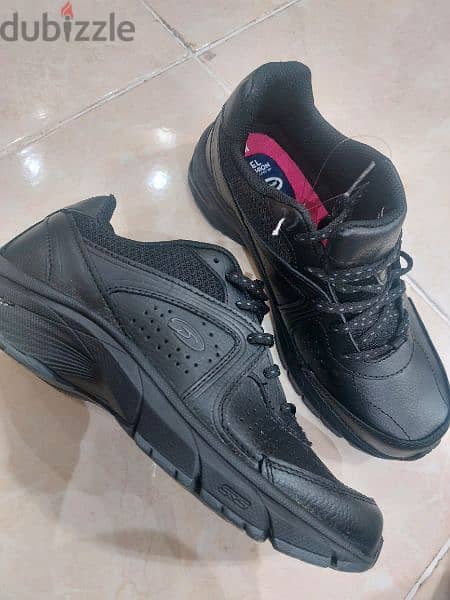dr scholl shoes black size available 40.5 & 43 3