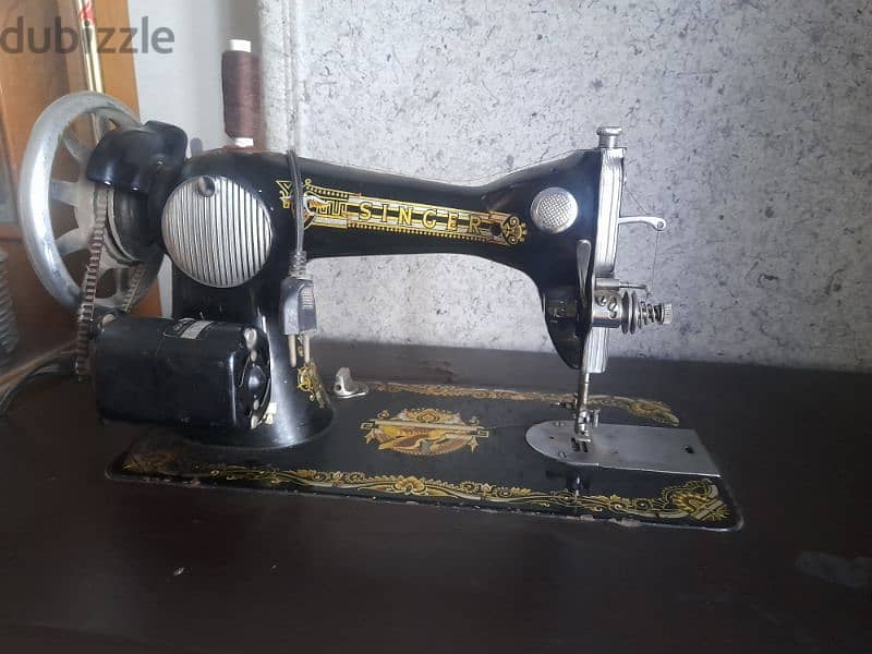 ماكينة خياطة للخياطة و الديكور 1