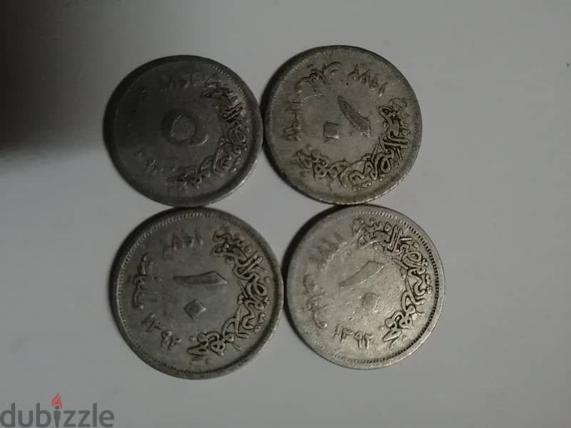 مجموعة من العملات القديمه نادرة جدا 2