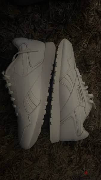For sale reebok 47.3 natural leather used for 3-4 times 2
