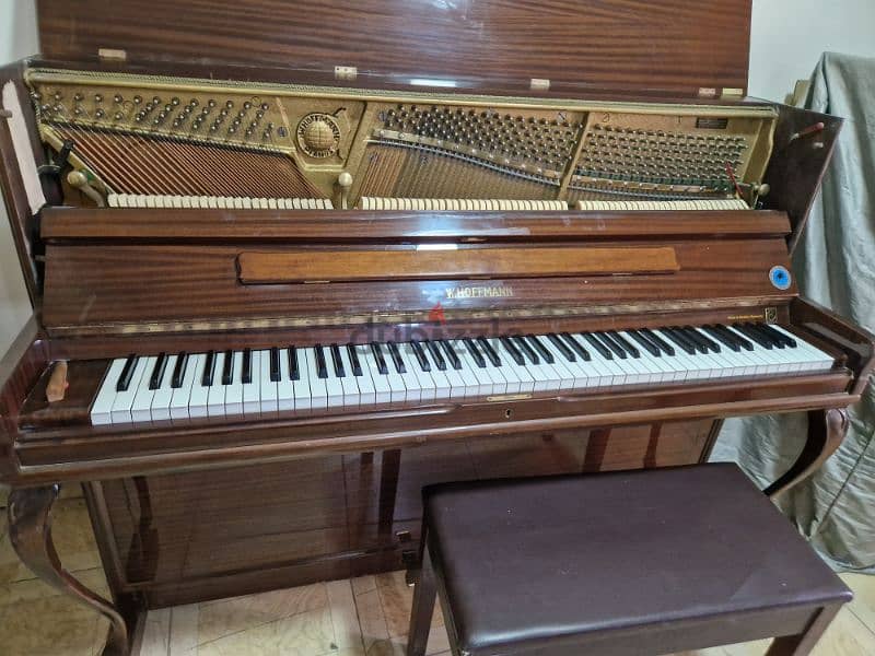 بيانو هوفمان الالمانى الشهير  شكل مودرن 10