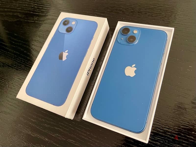 Apple iPhone 13 - 512GB - Blue 2