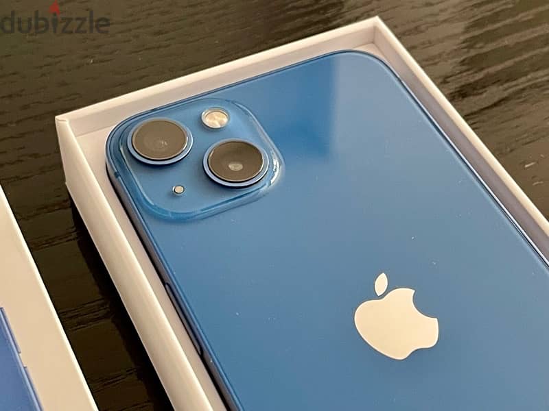 Apple iPhone 13 - 512GB - Blue 3