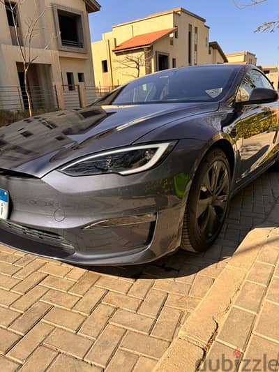 2023 Tesla Model S Long range