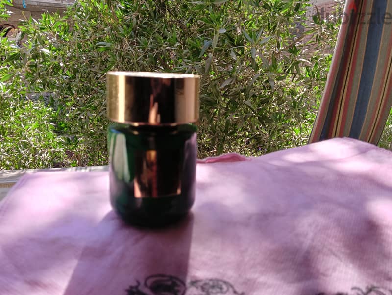 عطر رائع   Luxe Verde من شركه امبر الاماراتيه 0