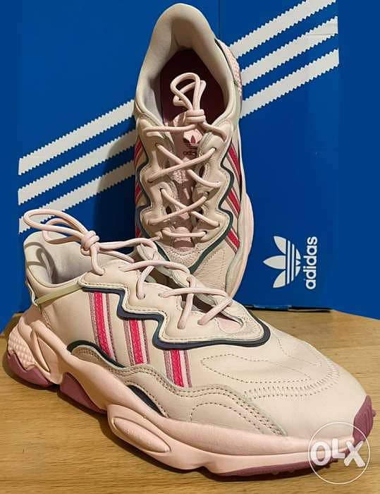 Adidas Original running pink shoes 0