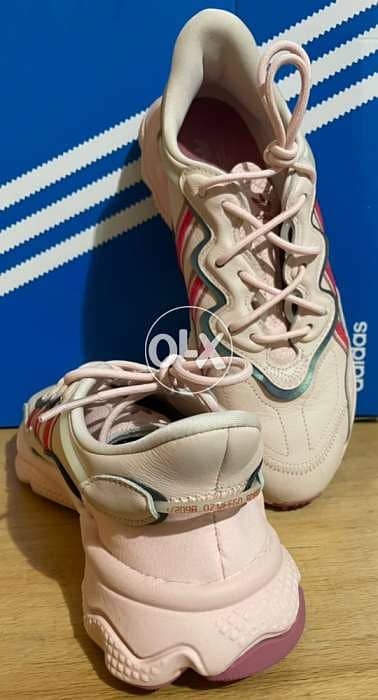 Adidas Original running pink shoes 3