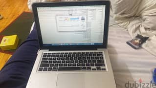 mac book pro 2015 i5 500 like new 0