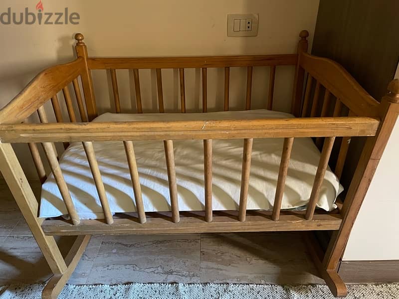 used baby bed (wood) 1