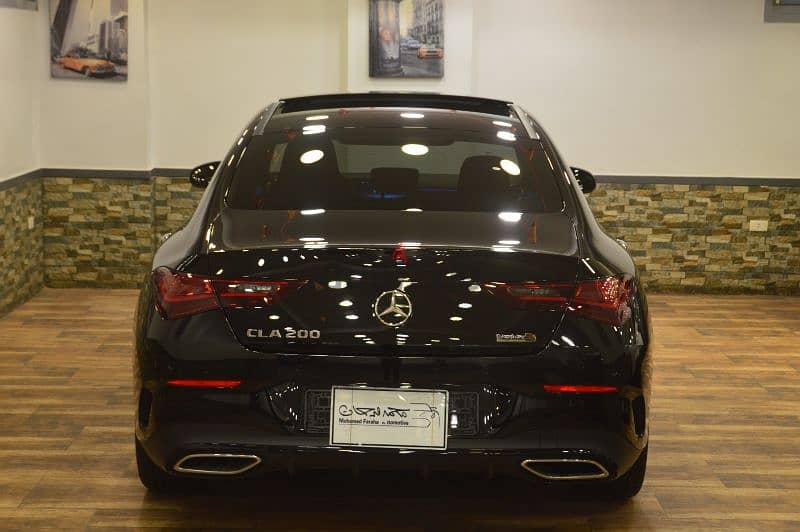 Mercedes-Benz CLA 200 AMG Night Package Fully loaded Model 2024 Zero 3