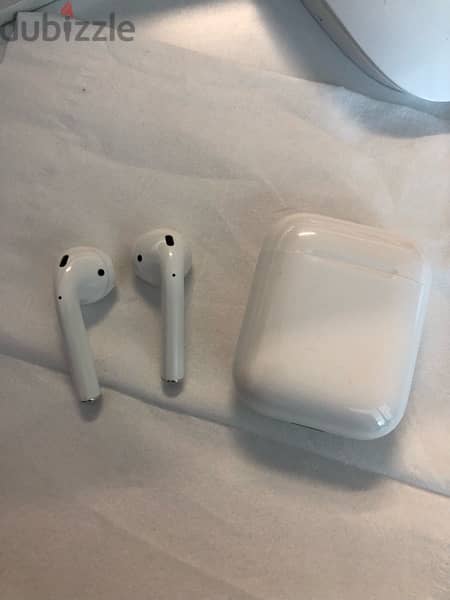 AirPods 2nd Generation 4