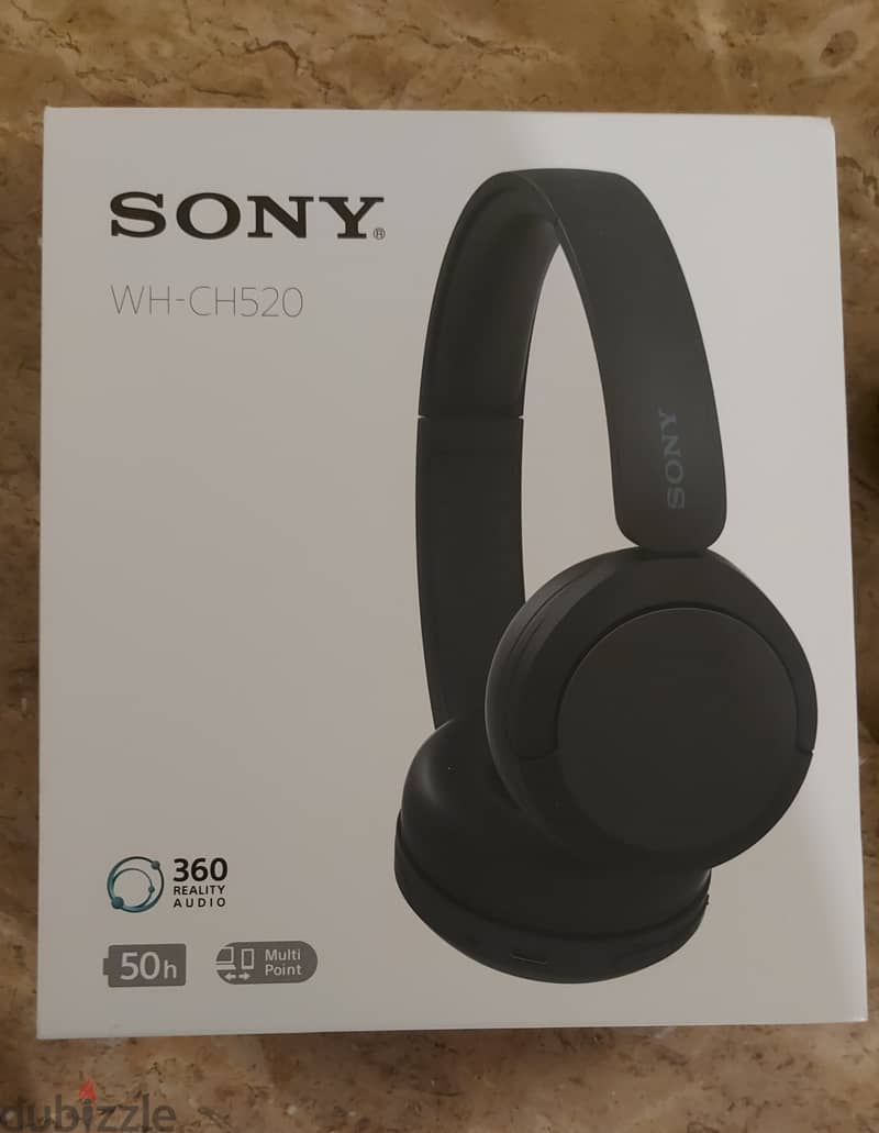 Sony WH-CH520 with all its accessories and original package. 5