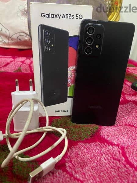 samsung a52s 8 / 128 in a mint condition with box & all accesories 1