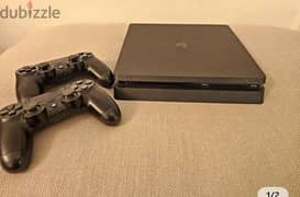 PlayStation 4 slim 1TB 2 controllers 0