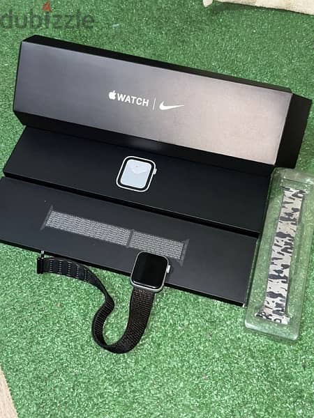 Apple watch SE Nike Edition 40mm 0