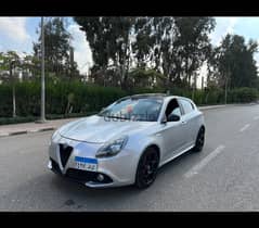 Alfa Romeo Giulietta top line 2018   الفا روميو جوليتا للبيع 0