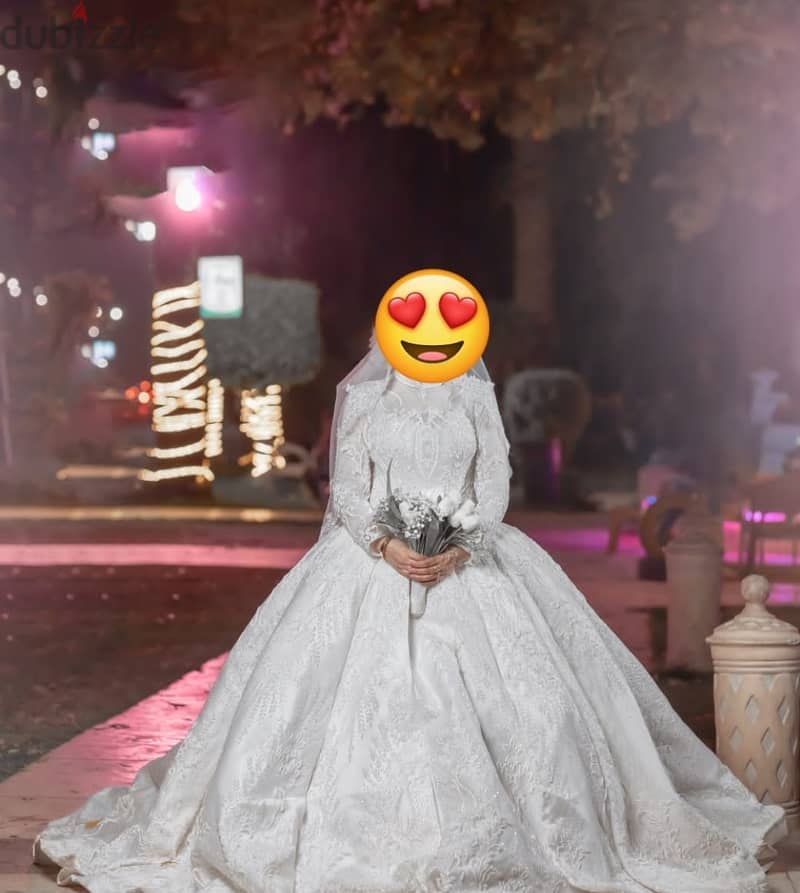 فستان زفاف ملكي 3