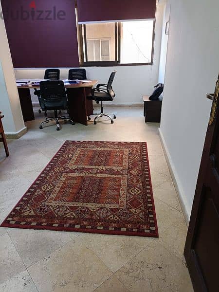 غرفة في مكتب للإيجار مفروش أو فاضي في مكرم عبيد 3