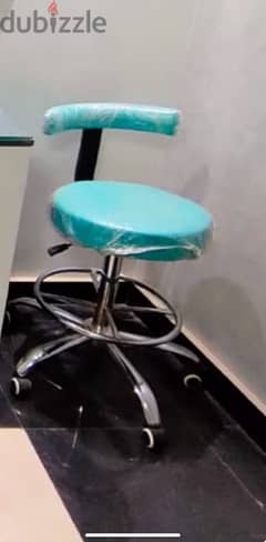 كرسي جديد