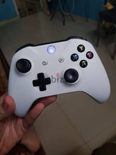 Xbox one s controller