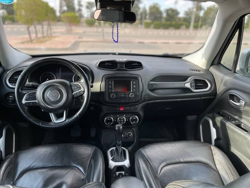 jeep renegade 2016 very good condition 5