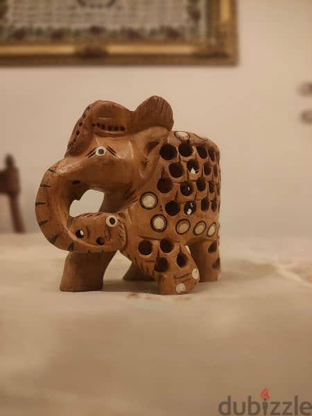 تحف فنية هندية من خشب الأبنوس والبلوط صناعة يدوية 10