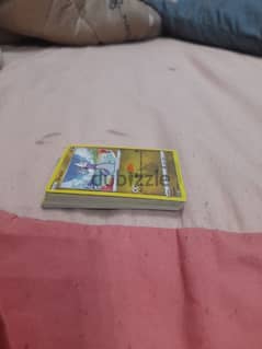 25 random pokémon cards 0