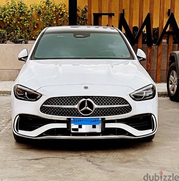 c180 amg sport agent white X Red  سي ١٨٠ سبورت وكيل ابيض فرش احمر 0