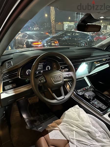 Audi Q7 2023 4