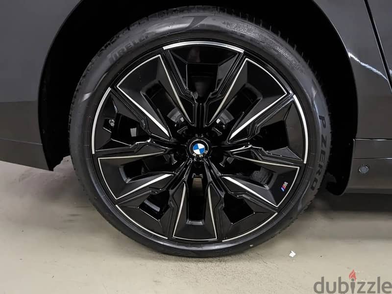 BMW 760E XDrive M-SPORT 2024 بي ام دبليو 6