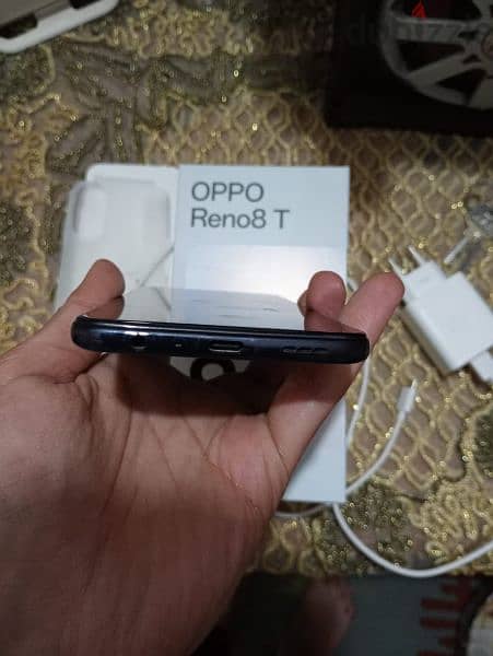 OPPO RENO 8 T 3