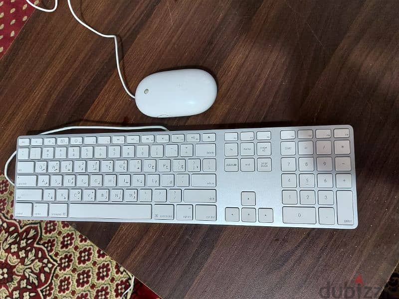 Apple keyboard with full number  keypad Arbaic 1