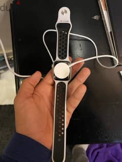 Apple Watch Series 6 Nike edition new 40m