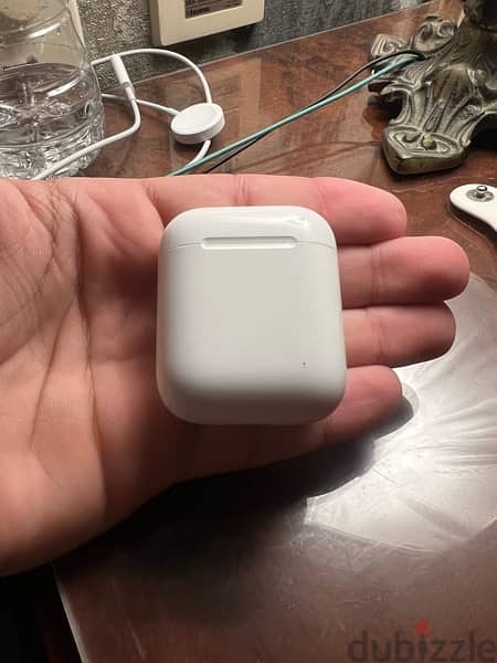 Airpods 1 in a good condition with box 2