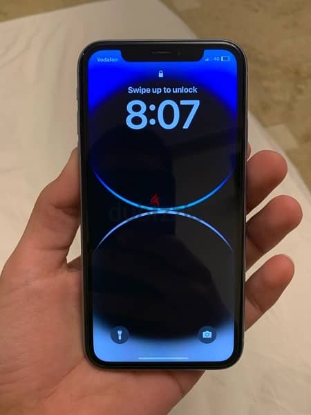 iphone x r good condition 2