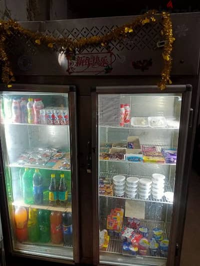 ثلاجة ٢باب تبريدها ممتاز