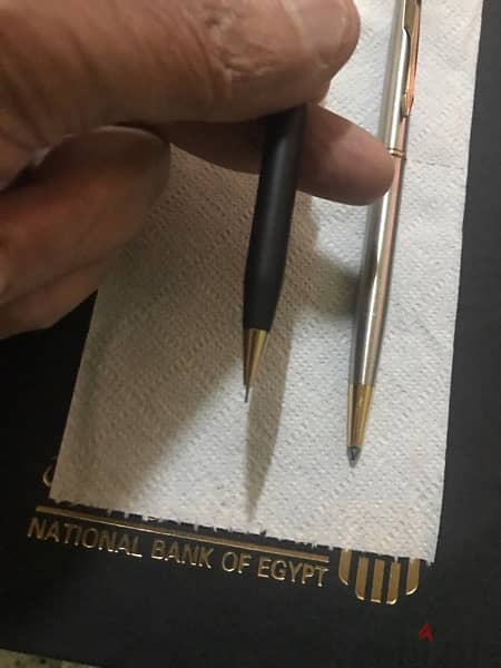 قلم كروس رصاص كالجديد + قلم باركر أمريكى زيرو 7