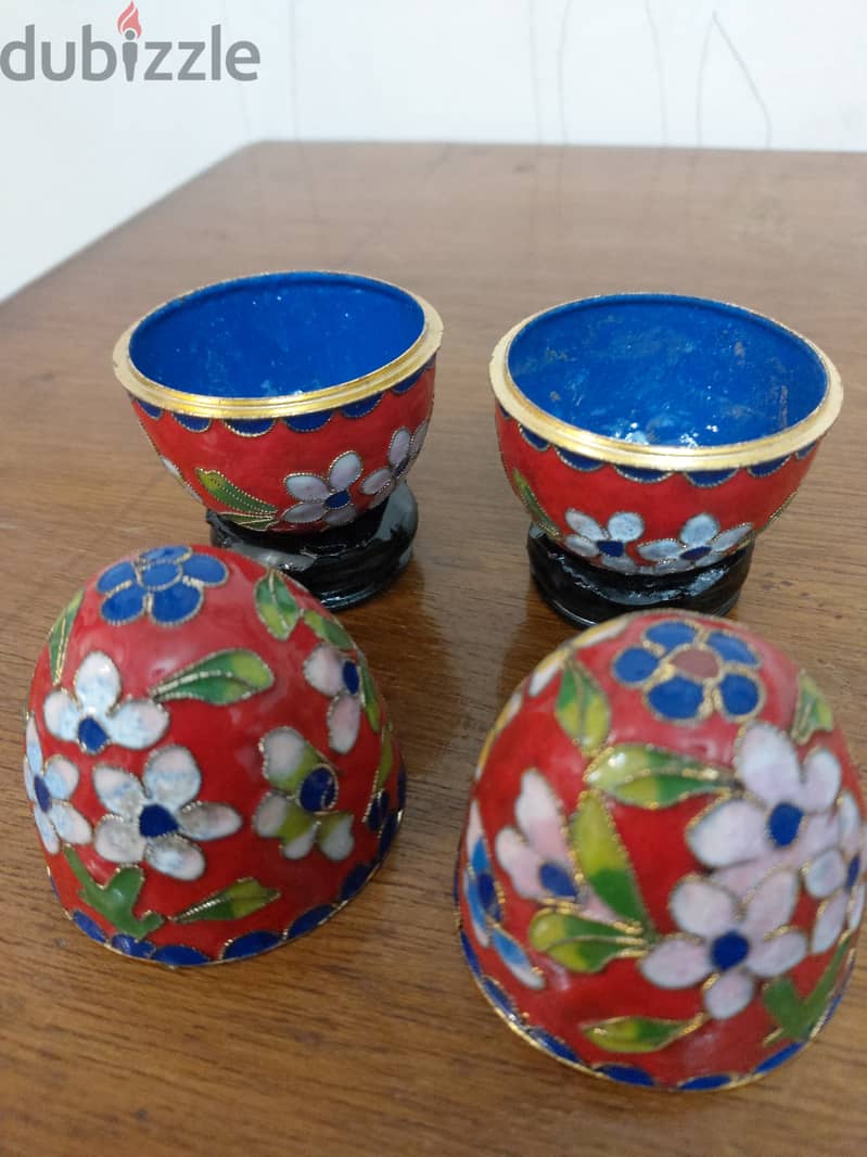 Old cloisonné eggs in good condition 2