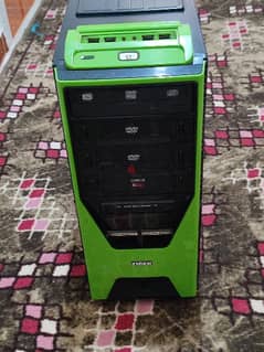 PC case with power supply  كيسة كمبيوتر بها باور صبلاي